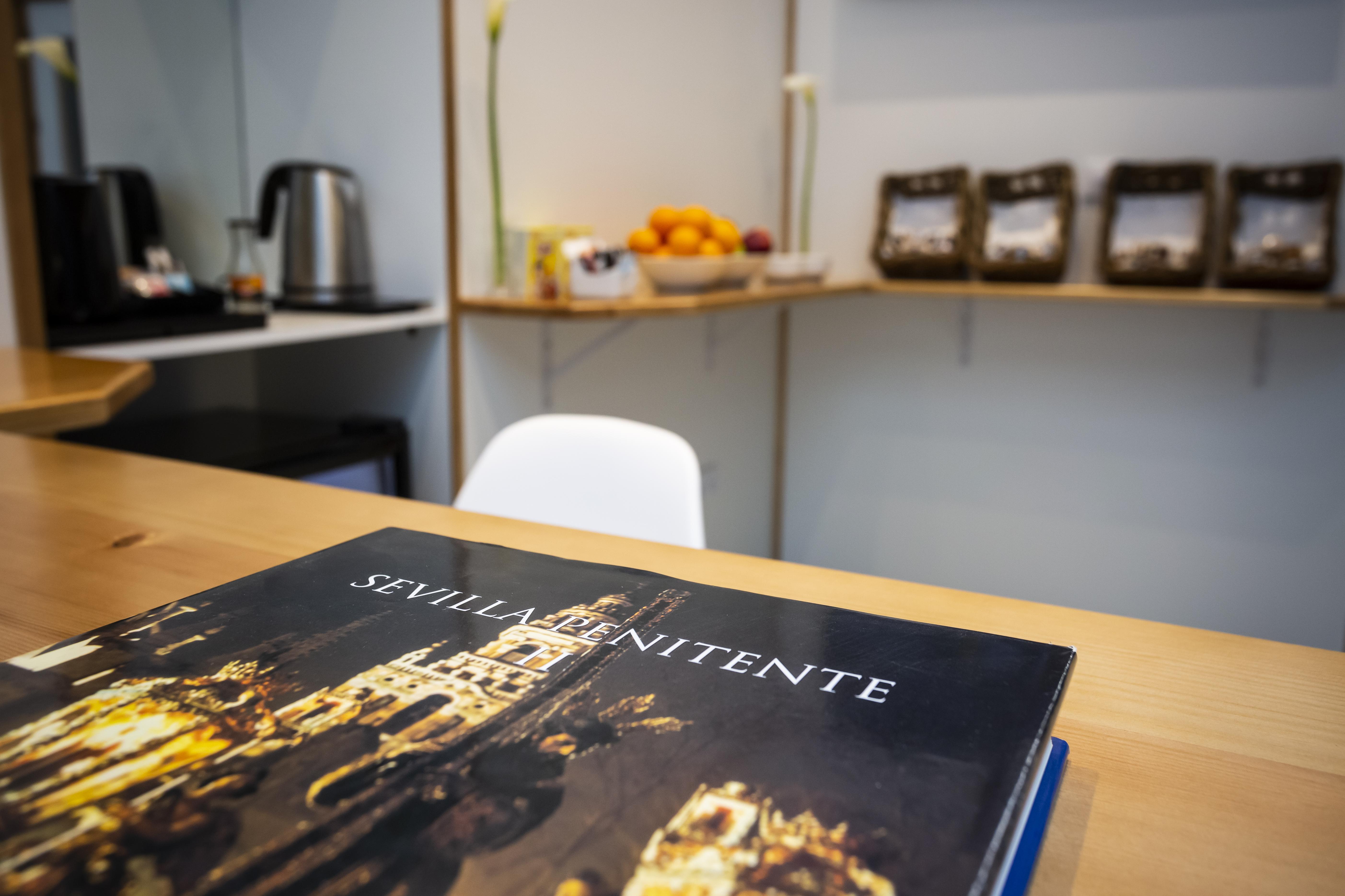 Basic Hotel Sevilla Catedral Εξωτερικό φωτογραφία
