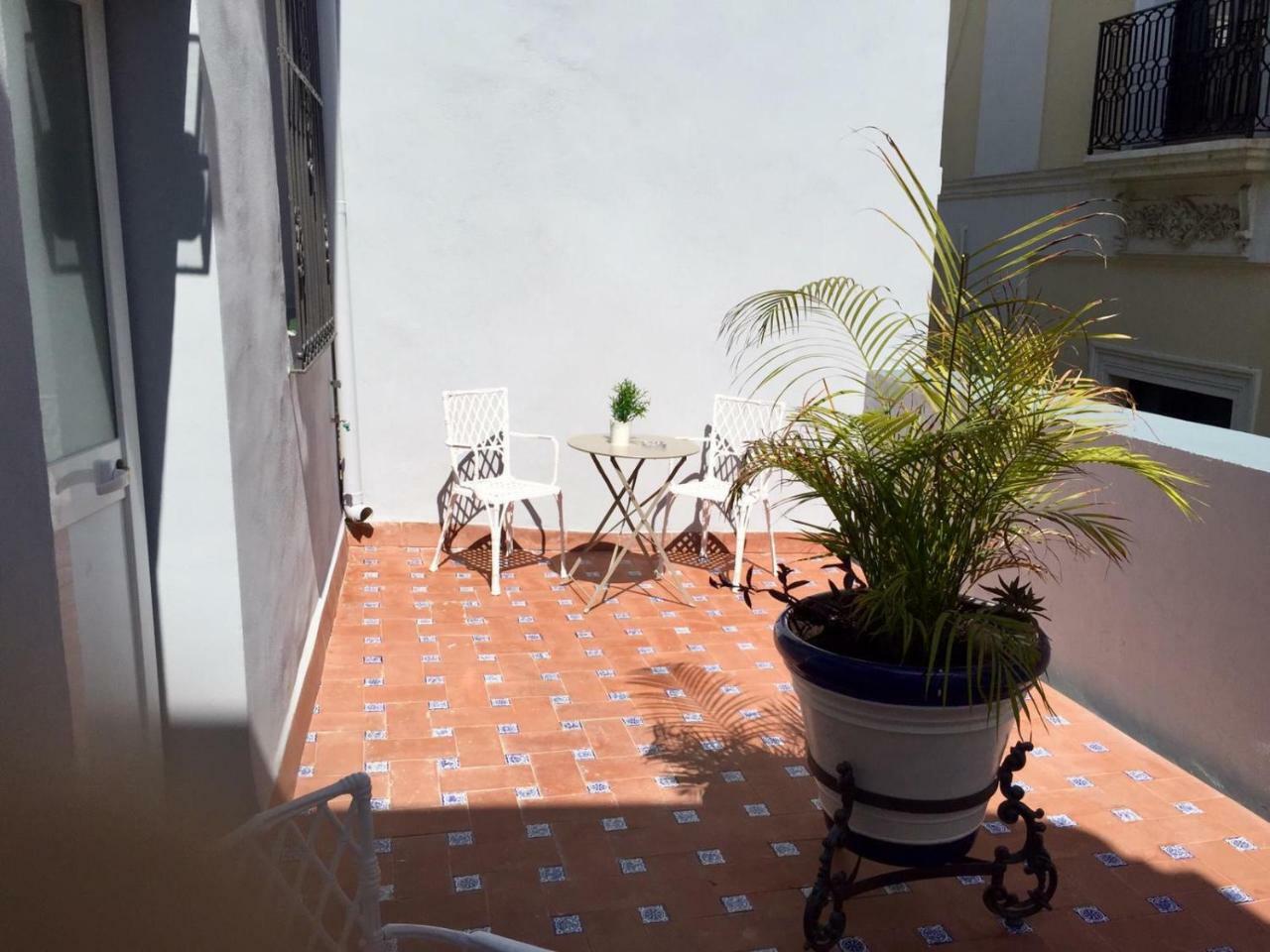 Basic Hotel Sevilla Catedral Εξωτερικό φωτογραφία